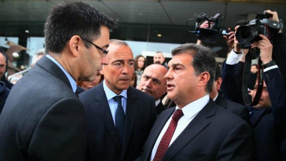 لابورتا يطالب بارتوميو بالاستقالة "فورًا" أملًا في بقاء ميسي مع برشلونة