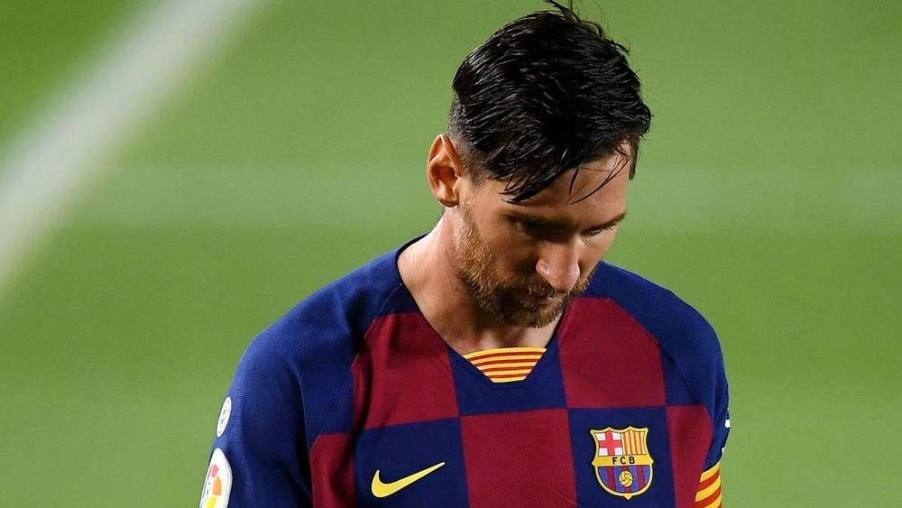 صحف إسبانيا: "لن يحضر.. ميسي دخل في حالة تمرد!"