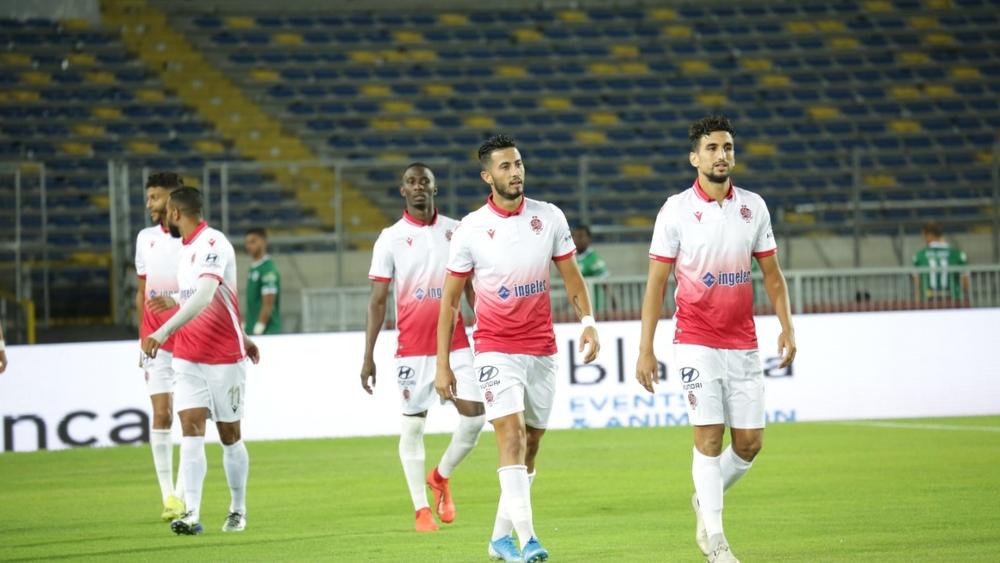 الحسوني وأووك وغادارين يتخلصون من فيروس "كورونا" ويلتحقون بمقر إقامة الوداد