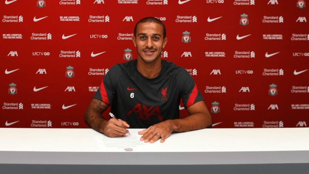 رسميًا / ليفربول يضم تياجو ألكانتارا من بايرن ميونخ