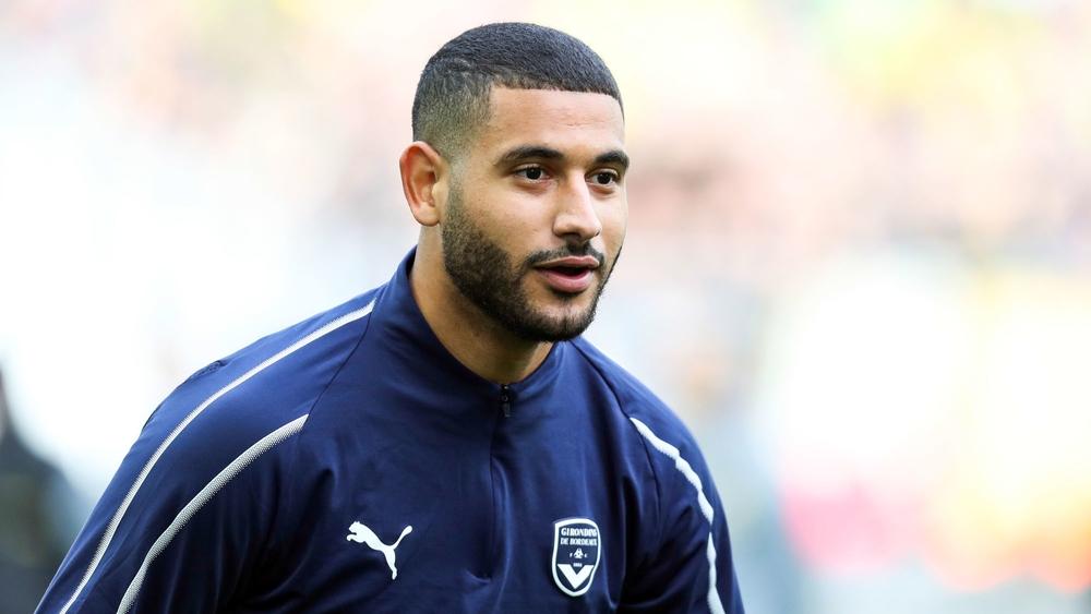 ديبورتيفو ألافيس يحاول التعاقد مع يوسف أيت بناصر قبل الـ5 من أكتوبر