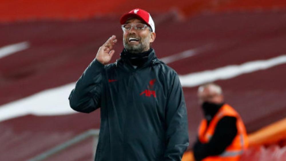 كلوب: "فيروس كورونا يُهدد اللاعبين أثناء فترة التوقف الدولي"