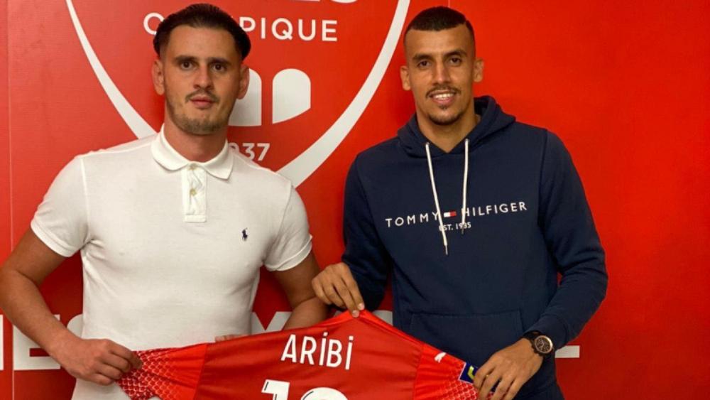 رسميًا / العريبي يغادر النجم الساحلي إلى نيم الفرنسي