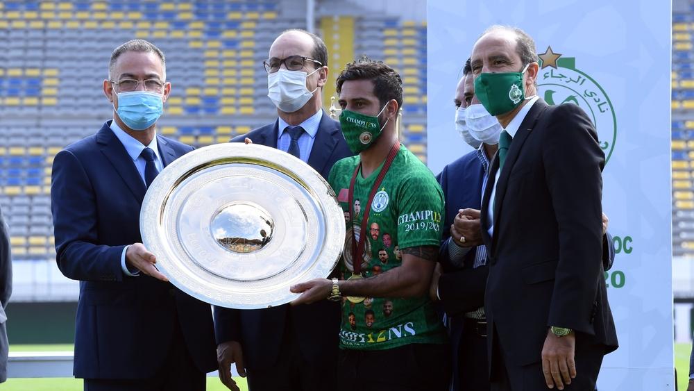 لقجع: "الرجاء توج باللقب عن جدارة واستحقاق.. وحلمي رؤية سوبر أفريقي بين فريقيْن مغربييْن"