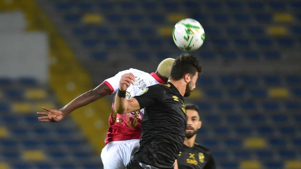 الوداد يتعثر أمام الأهلي ذهابا على أرضه ويعقد من مأموريته  إيابا