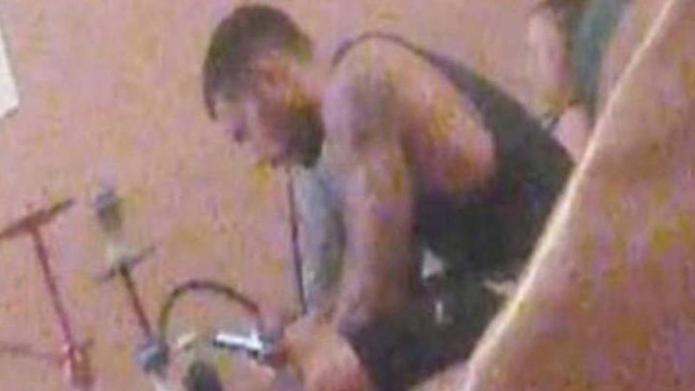 لاس بالماس يستعين بـ"محققين" لفسخ عقد "تانا".. النادي اكتشف "سلوكات" غير مقبولة للاعب في حياته اليومية!