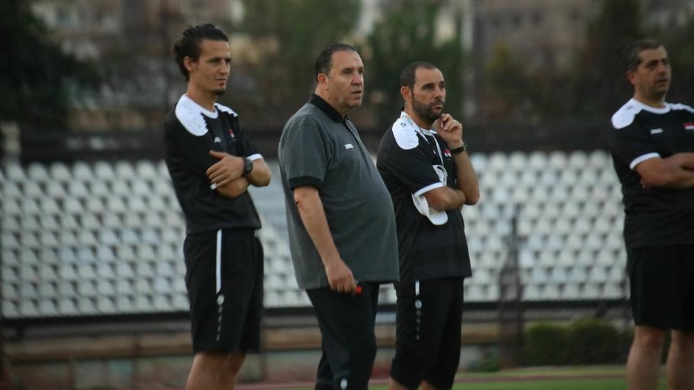 نبيل معلول يعلن "تراجعه" عن فكرة تقديم استقالته من تدريب منتخب سوريا