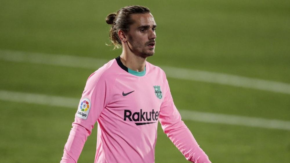 ليكيب: "جريزمان يعيش أصعب أوقاته مع برشلونة"