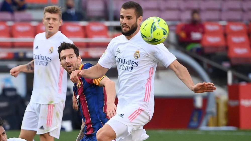 بعد إصابة ناتشو.. ريال مدريد يواجه مونشنجلادباخ بدون ظهير أيمن