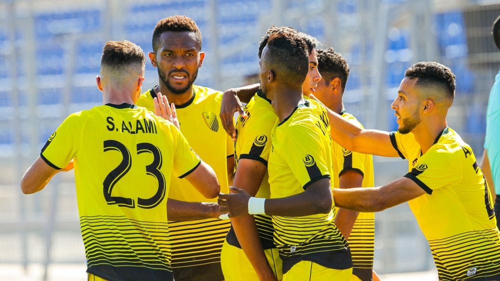 المغرب الفاسي "يضرب بقوة" في الميركاتو ويُبرز استعداده للقسم الأول بإعلانه عددا من الصفقات خلال ساعات قليلة!