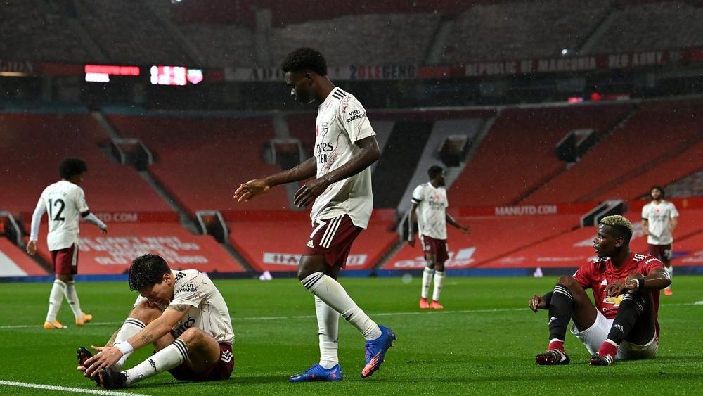 بوجبا: "لا أعرف ما يحدث معنا في أولد ترافورد .. ولا توجد لنا أعذار"