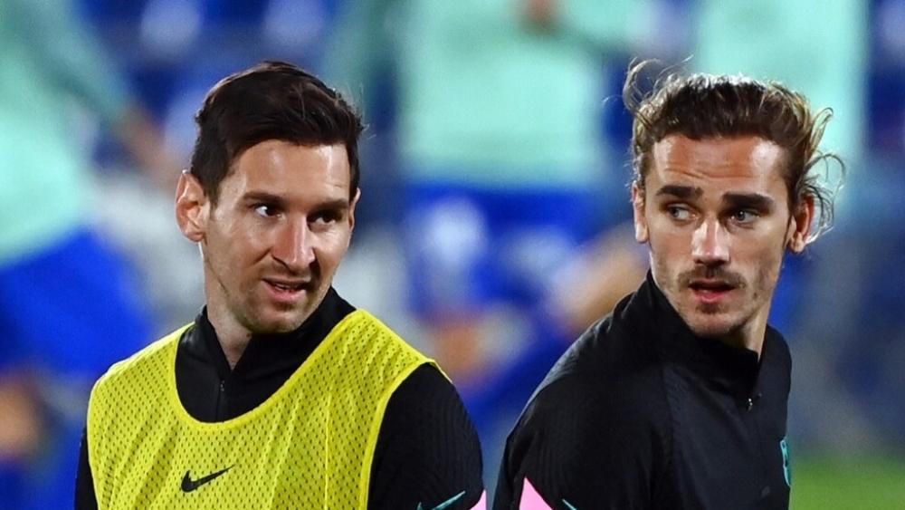 وكيل غريزمان "السابق": "ميسي يعامل الجميع بسطوة فإما أن تكون معه أو فإنك ستصبح ضده"