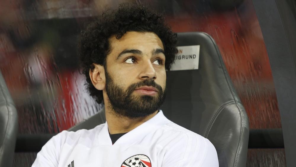 الاتحاد المصري يُعلن إصابة نجم ليفربول محمد صلاح بفيروس "كورونا"
