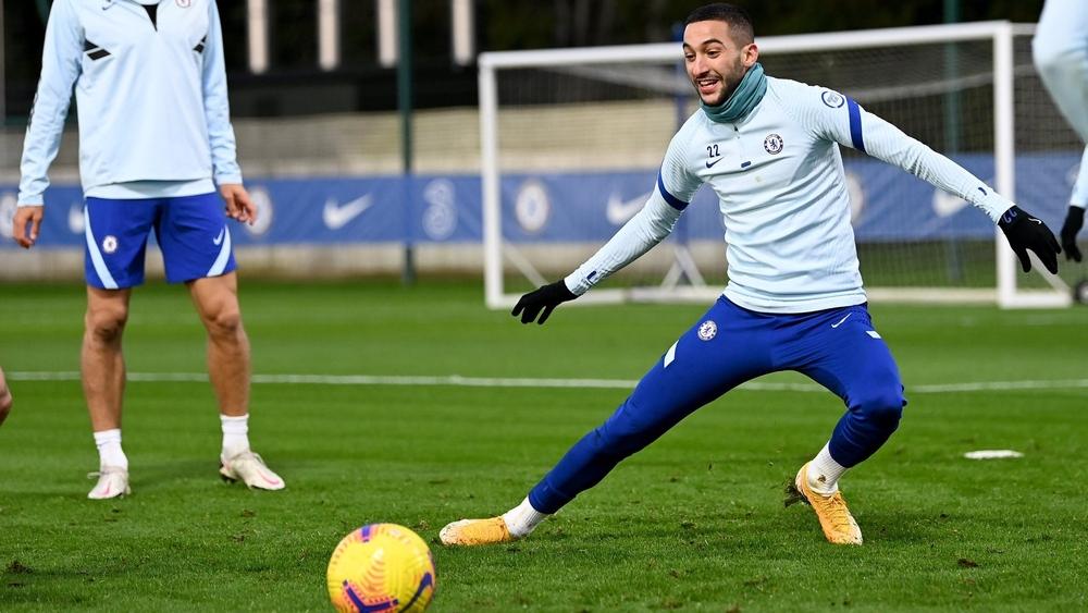 زياش يعود لتدريبات تشيلسي والنادي يستقبله بعبارة: "ها قد عاد الساحر"