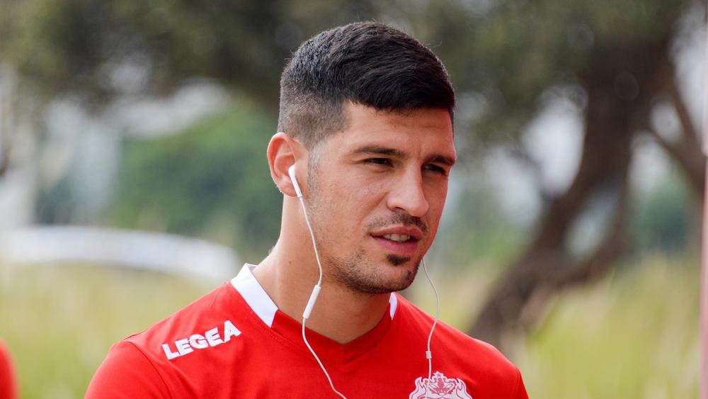 انضمام مهاجم سنغالي لحسنية أكادير رهين بمستقبل الفلسطيني تامر صيام