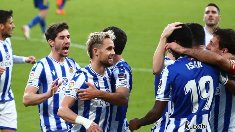 ريال سوسيداد يواصل تصدر "الليغا" بعد فوزه على قادش