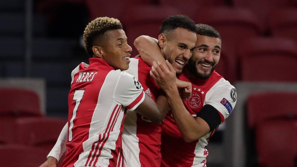 مزراوي يسجل أول أهدافه هذا الموسم ويساهم في فوز أياكس على ميتييلاند