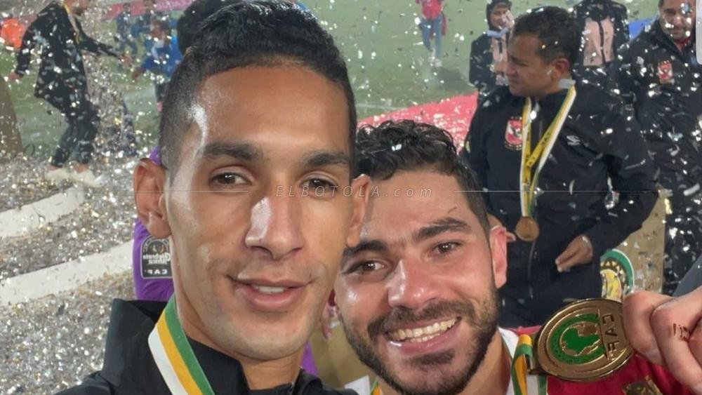 بنون يحصل على أولى "ميدالياته الذهبية" رفقة الأهلي في ليلة التتويج بـ"التاسعة"