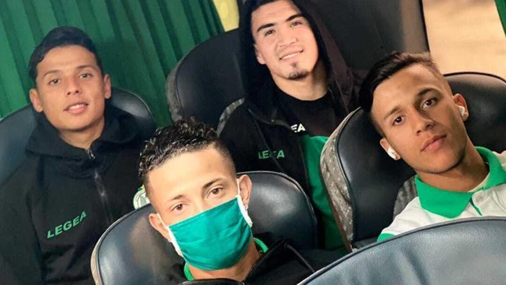 الرجاء يُعسكر في الجديدة بحضور فيدي والبكاري وإدبوكيكن والسعداوي مُقابل غياب الحافيظي وجبرون ونغاه