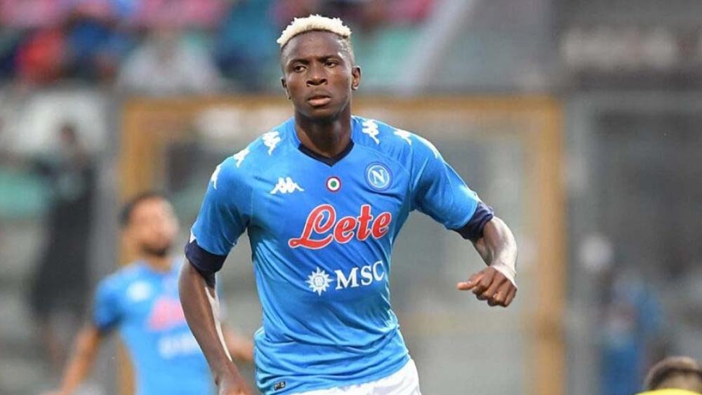 نابولي يتهم أطباء نيجيريا بالتسبب في تدهور حالة فيكتور أوسيمين