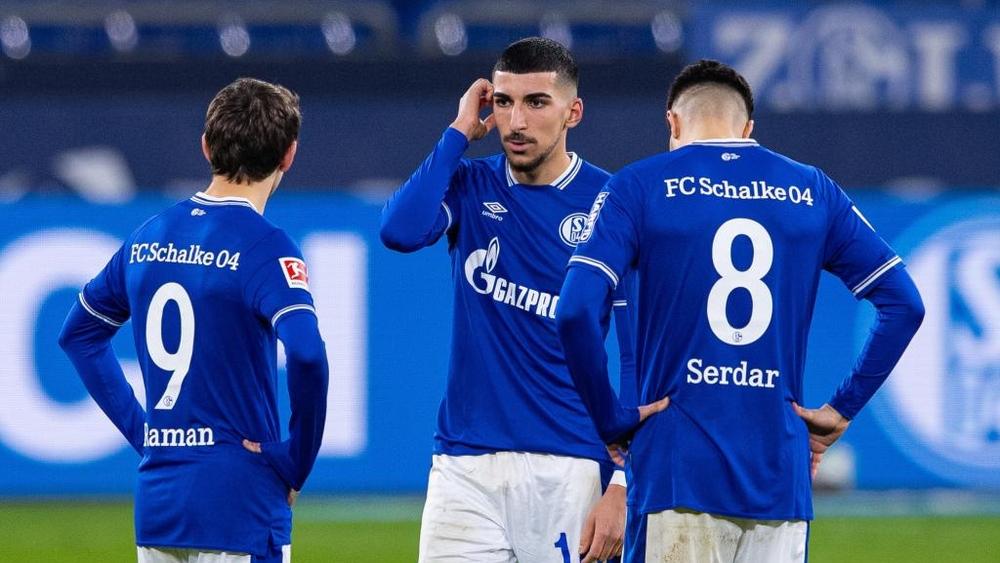 شالكه يفشل في تحقيق الانتصار في 10 مباريات متتالية وينهزم للمرة السابعة هذا الموسم!