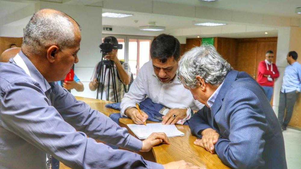 الجمع العام للحسنية يواصل مسلسل "الشد والجذب" ومصدر مسؤول داخل النادي ينفي لـ"البطولة" ترخيص الجامعة لإقامته بشكل حضوري