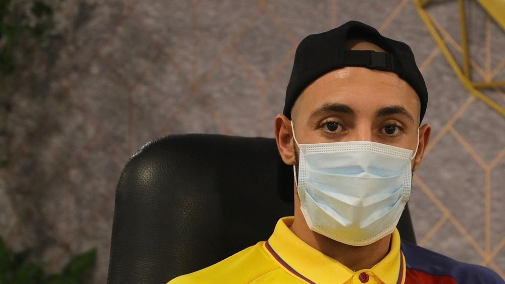 أمرابط مهدد بعقوبات انضباطية بعد كسره بروتوكول الاتحاد السعودي باستبدال قميصه مع لاعب الاتفاق!