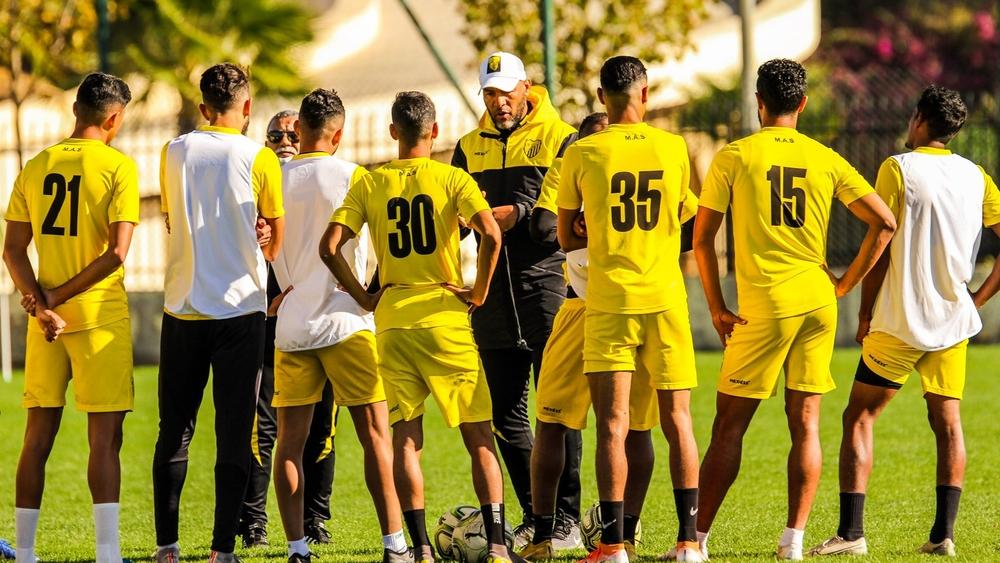 جريندو يستعد لظهوره الأول كمدرب في "قسم الأضواء" رفقة "الماص" بعد تعافيه من فيروس "كورونا"