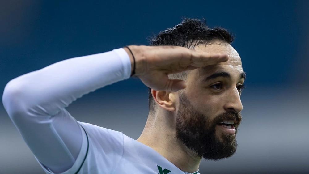 إدريس فتوحي يُحرز "ثنائية" ويقود الأهلي لإلحاق الهزيمة السادسة بالنصر في الدوري السعودي