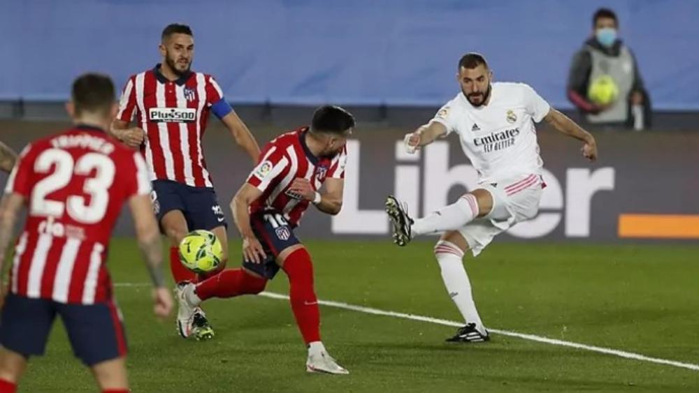الريال ينتصر على الأتلتيكو بثنائية في الديربي ويصعد إلى المركز الثالث في الليغا