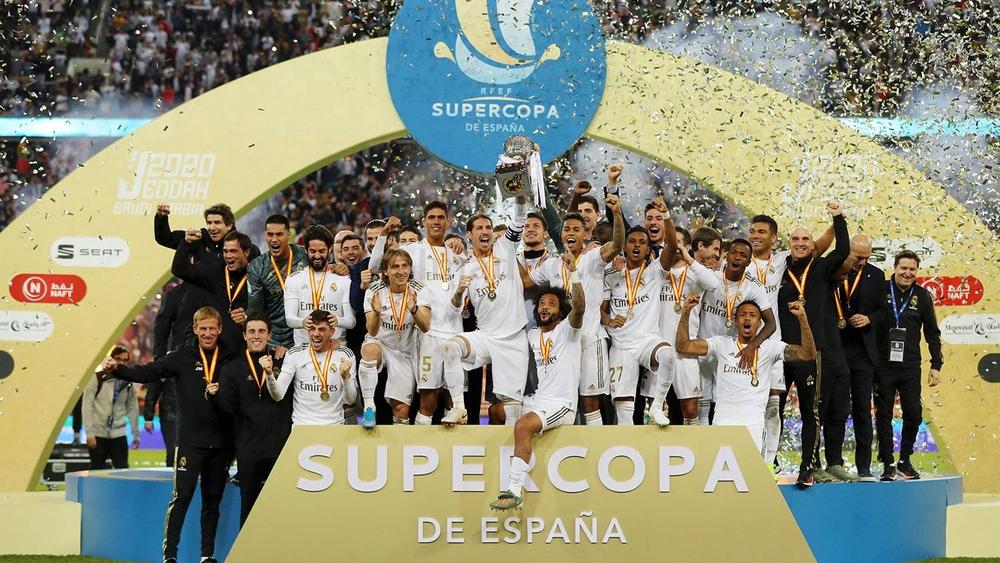 قرعة "السوبر الإسباني"/ برشلونة يواجه سوسيداد وريال مدريد يلاقي بلباو