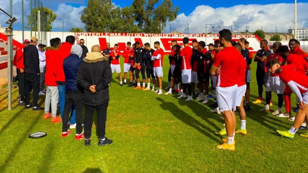 قبل أيام من رحلة مالي.. "الوينرز" تدعو جماهير الوداد لدعم اللاعبين والكف عن نشر "الرسائل السلبية"