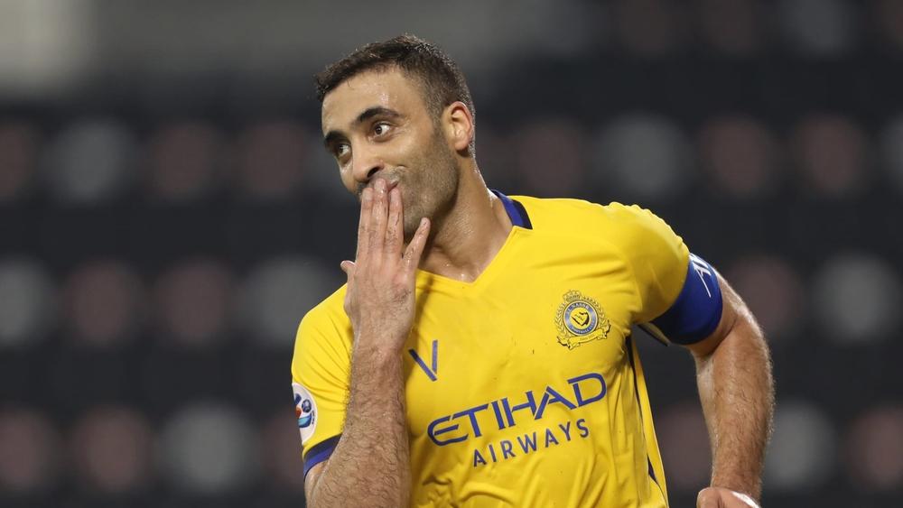 عبد الرزاق حمد الله يُتوج بجائزة "هدّاف" مسابقة دوري أبطال آسيا