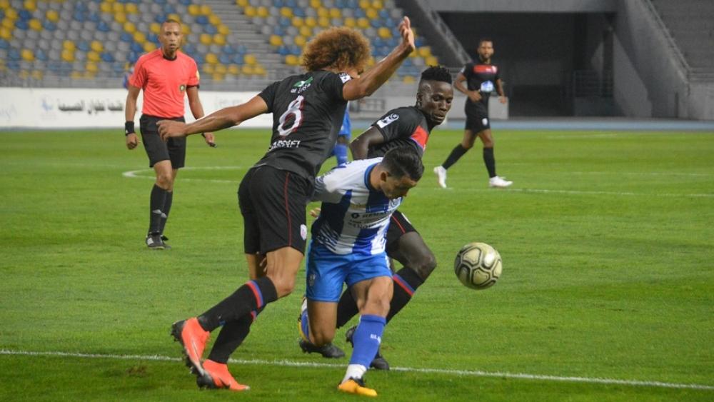 مباراة اتحاد طنجة والمغرب التطواني (ديربي الشمال) عن "الجولة الرابعة" للبطولة الاحترافية "إنوي"/ تشكيلة الفريقين