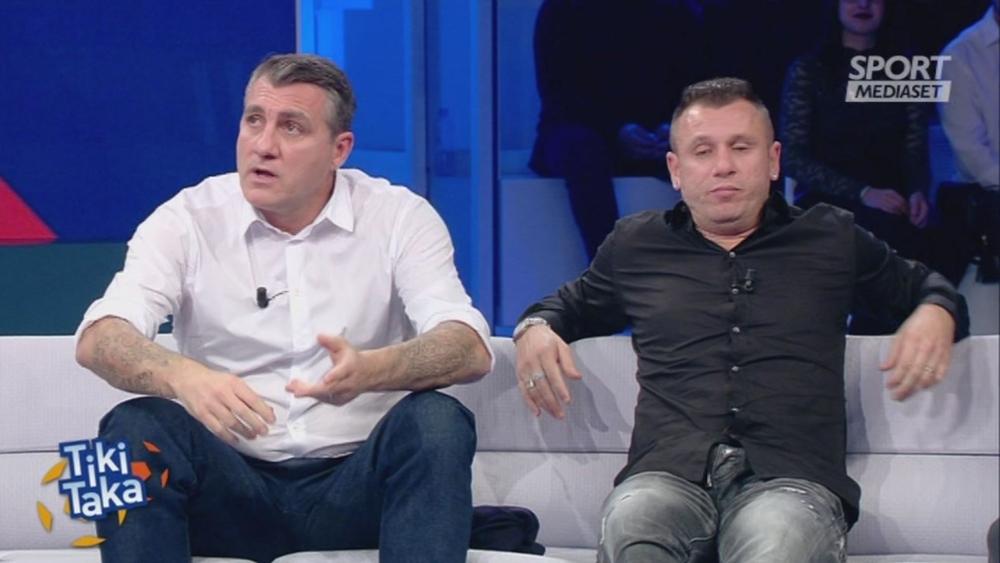 فييري: "حكيمي أفضل ظهير أيمن في العالم".. وكاسانو يُجيب: "ما تقوله هراء.. لقد أقصيت أرنولد وكارفخال وكانسيلو!"