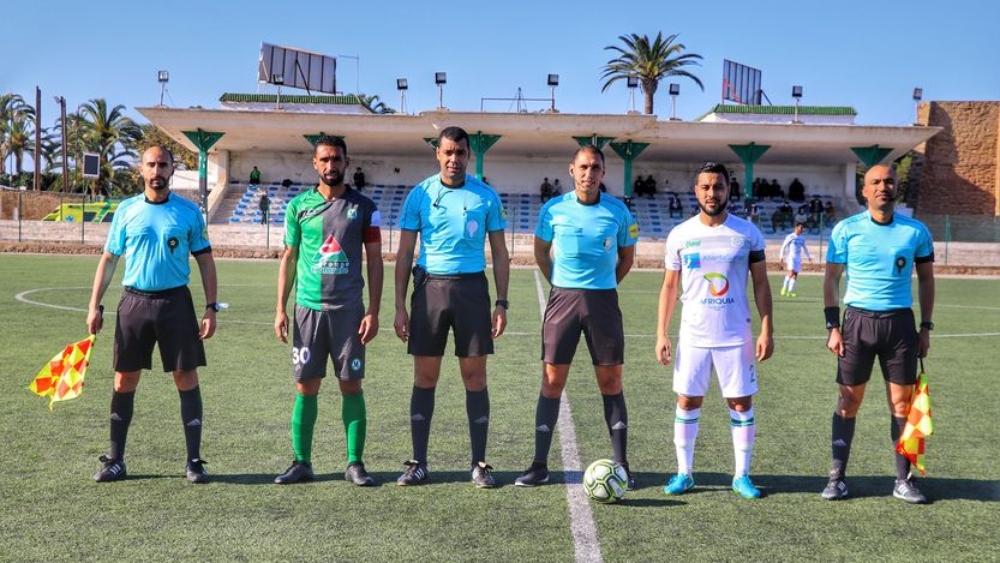 أولمبيك الدشيرة يفتح النار في وجه "طاقم بلبصري" ويصف مباراة سطاد المغربي بـ"المهزلة التحكيمية"