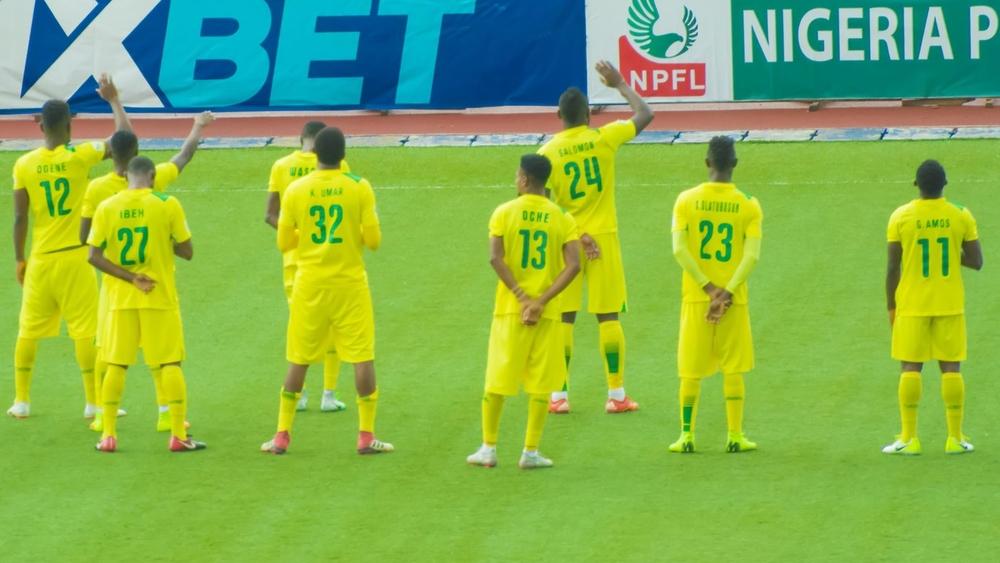 بعد هزيمته على ملعبه في افتتاح الدوري النيجيري.. بلاتيو يونايتد يقرر فوراً معاقبة لاعبيه وطاقمه الفني بخفض رواتبهم إلى "النصف"