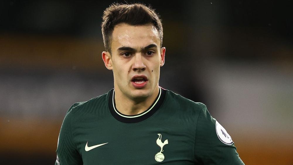 سيرخيو ريجيلون: "سيكون من اللطيف العودة إلى ريال مدريد مرة أخرى"