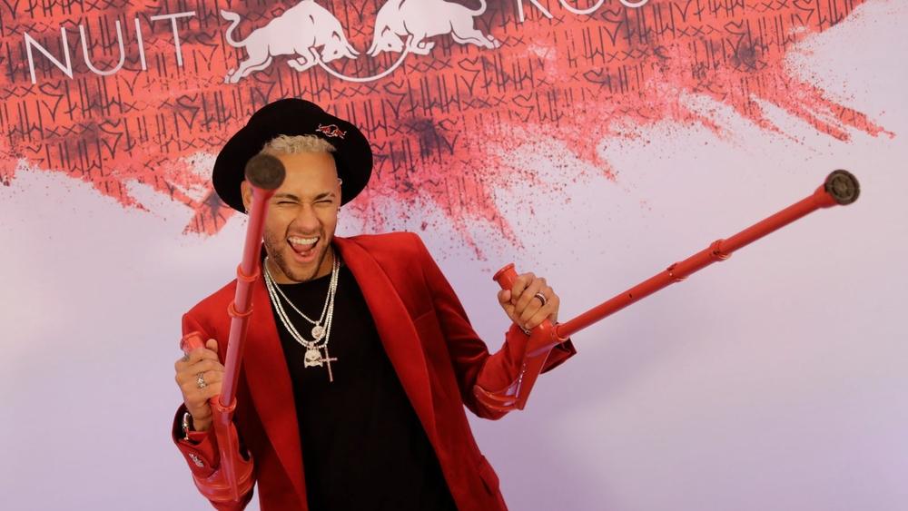 القضاء البرازيلي يفتح تحقيقا بشأن الحفلة "المنتظرة" لنيمار