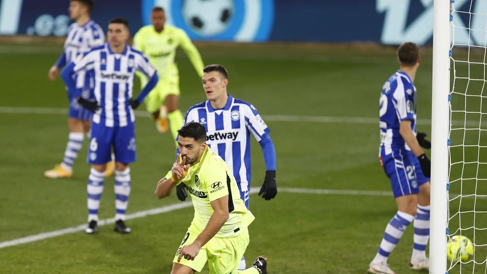 بهدف في الدقيقة الـ 90'.. سواريز يقود أتلتيكو مدريد لتحقيق فوز "صعب" على ألافيس ومواصلة تصدر "الليغا"