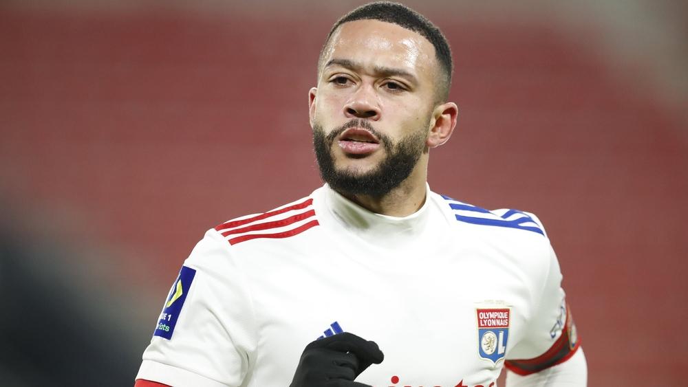 ممفيس ديباي: "أنا وحسام عوار نستحق اللعب في أفضل ثلاثة أندية في العالم"