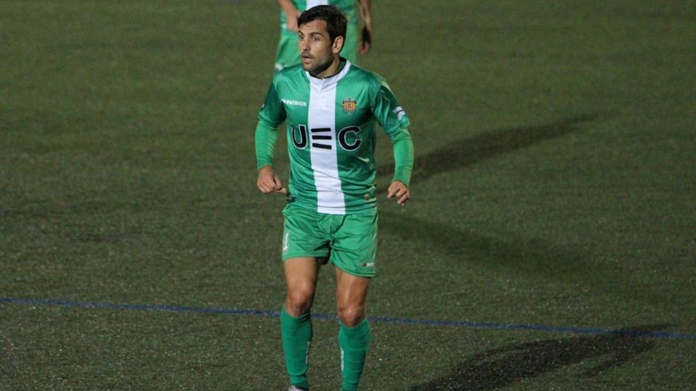 لاعب "كورنيا" خصم برشلونة: "أعشق البارسا منذ الصغر لكن لا مجال للمشاعر في مباراة الليلة"