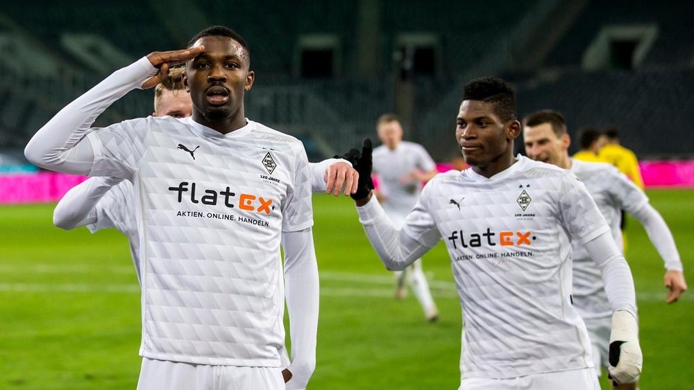 بوروسيا مونشنجلادباخ "يقسو" على دورتموند برباعية في الـ"بوندسليغا"