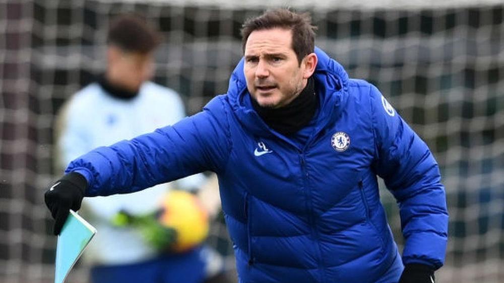 لامبارد: "لست غبيًا .. أعرف الضغوط التي تصاحب إدارة فريق كبير"