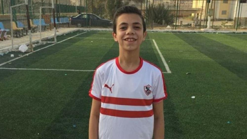 لاعب مصري (15 سنة) بأكاديمية الزمالك يفارق الحياة أثناء تأديته صلاة العشاء بمزله!