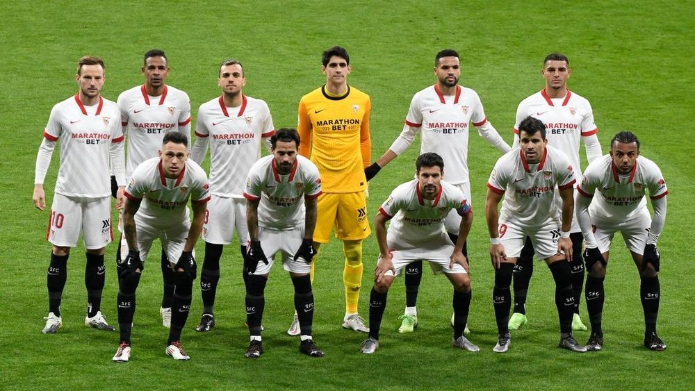 بونو والنصيري أساسيان أمام قادش.. الحدادي وإدريسي على مقاعد البدلاء