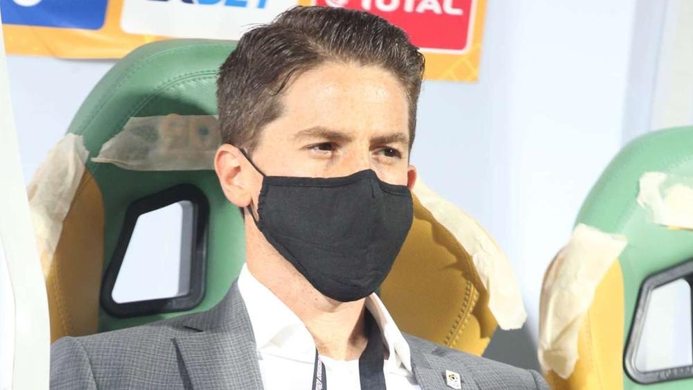 مدرب أوغندا: "سدَّدنا ثمن أخطائنا السخيفة أمام المغرب.. أهنئ خصمنا الذي كان الأفضل"