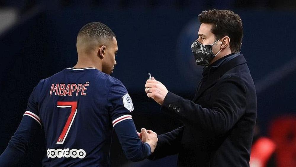 بوكيتينو: "مبابي سيبقى في باريس سان جيرمان لفترة طويلة"