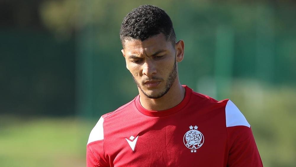 غضب ودادي بسبب رحلة العودة "الشاقة" لداري مع غياب أي مرافق إداري أو الطبي بالمنتخب