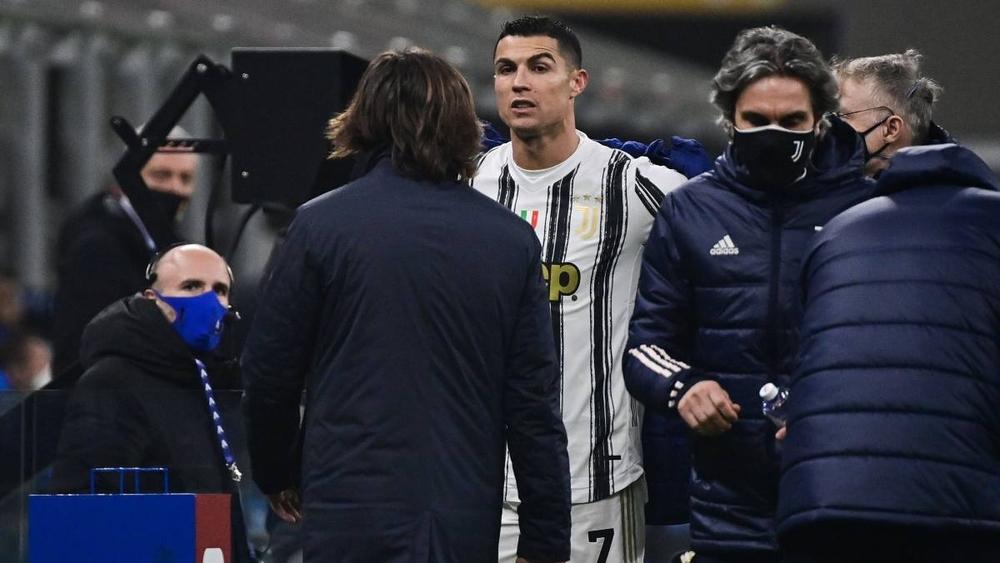 بعد غضبه بسبب استبداله أمام الإنتر.. بيرلو يفسر السبب: "قلت له إن عليه الخروج لأنه تنتظرنا مباراة مهمة ضد روما"